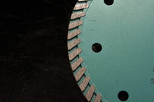 Load image into Gallery viewer, Stone Cut Premium Blades
